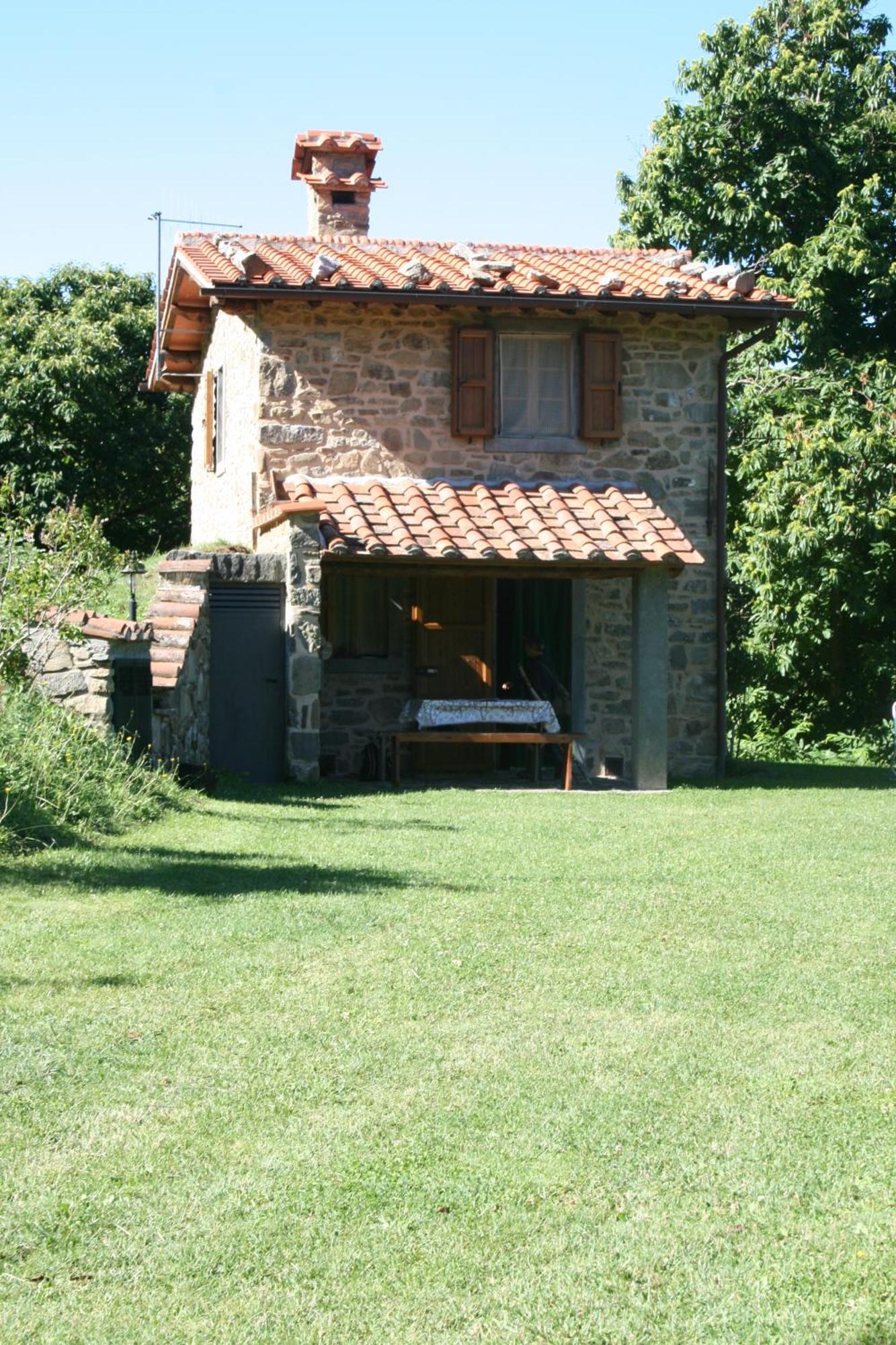 Agriturismo Prato Fiorito Bagni di Lucca Exterior photo